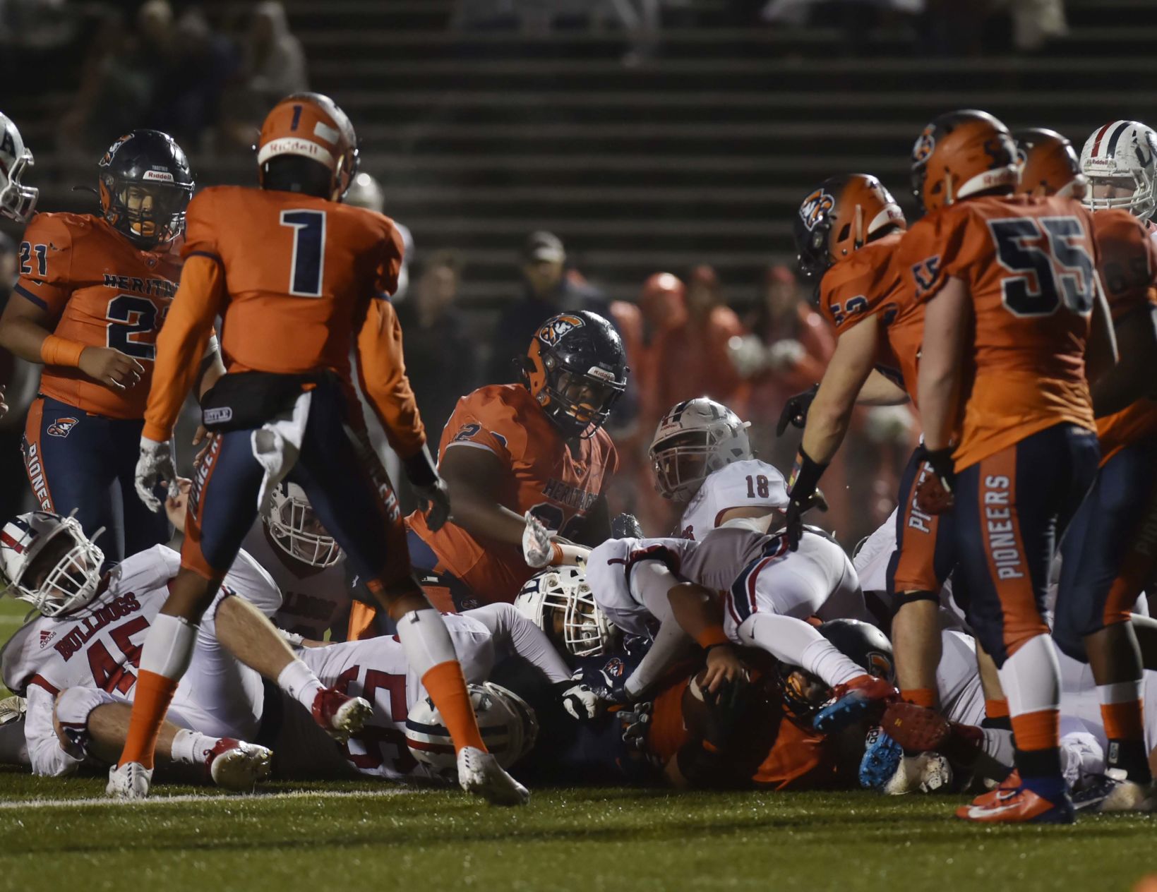 Heritage Vs. LCA football 15